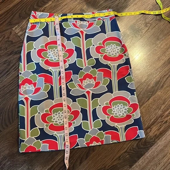 Boden Floral Lined Lotus A- Line Skirt - Picture 6 of 9